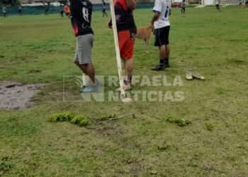 Reclamo vecinal en barrio Italia: denuncian el uso indebido de las canchas infantiles de fútbol