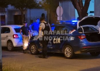 Detenido tras intentar robar en una camioneta en barrio 30 de octubre