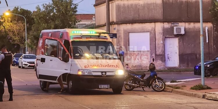 Motociclista herida en un accidente en barrio 30 de Octubre