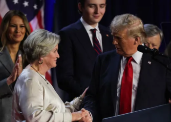 Donald Trump anunció que Susie Wiles será su jefa de Gabinete, la primera mujer en ocupar el cargo