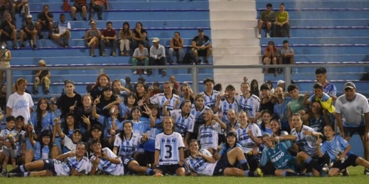 Atlético se quedó con el absoluto de fútbol femenino