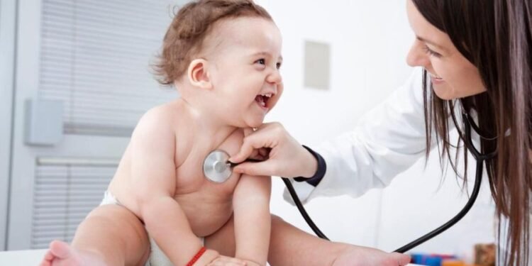 Pediatras demandan soluciones urgentes que garanticen condiciones laborales acordes a su formación y compromiso