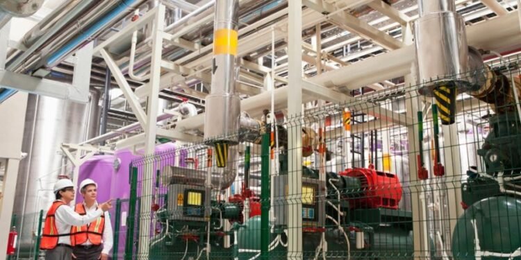 industria en transición: mejora en la producción, pero persisten desafíos en ventas y demanda interna