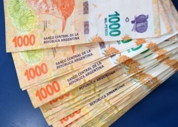 Escalonado y oficial: así queda el salario mínimo para el inicio del 2025