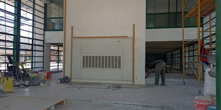 Renuevan el aspecto del Hall del Palacio Municipal: una «experiencia 360º» y «La Cultura del Trabajo»