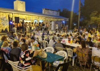 Barrio Fátima cerró el año reconociendo a quienes participaron en los talleres