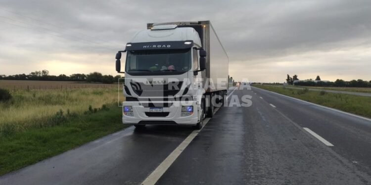 Tragedia en Ruta 34: choque entre una moto y un camión dejó una víctima fatal