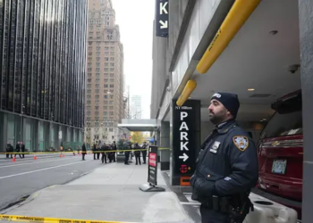 Asesinaron a tiros al CEO de la mayor prepaga de salud de EEUU en pleno Manhattan