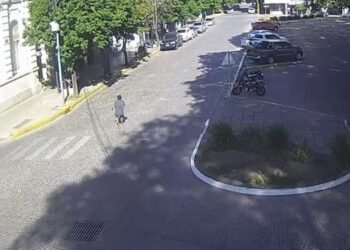 Lavacoches en acción: debió intervenir la Policía y la GUR ante peleas e intentos de robos