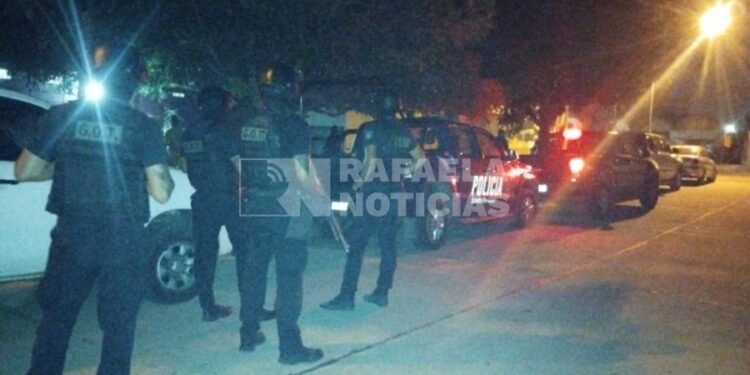 Tras amenazas con armas, la PDI detuvo a cinco personas en el norte de Rafaela