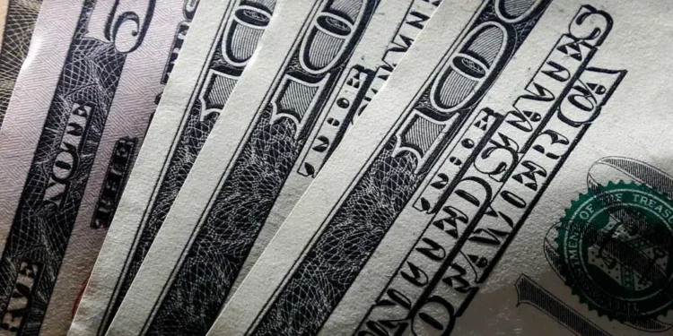 Miércoles 8 de enero: COMPRA y VENTA del dólar oficial, mayorista y blue hoy
