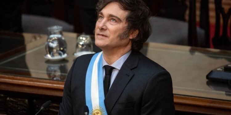 2025: El Gobierno declaró el “Año de la Reconstrucción de la Nación Argentina”