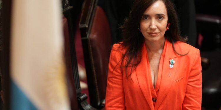 Victoria Villarruel confirmó que las dietas de los senadores seguirán congeladas hasta el 31 de marzo