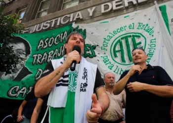 ATE Capital rechazó la exclusión del convenio colectivo en la ley de enfermería y pide que se convoque a paritarias