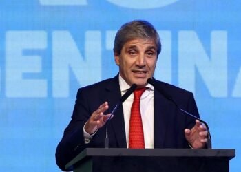 Carta a los gobernadores Presión de Economía para impedir desmesuras en tasas municipales