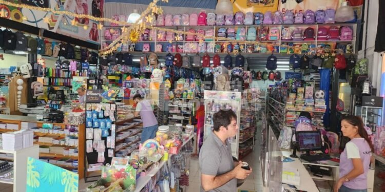 Empezó la compra de últiles: ¿cuánto cuesta la canasta escolar este año en Rafaela?