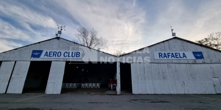 ¿Por qué es muy difícil que Rafaela recupere vuelos comerciales?