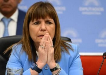 Bullrich expresó preocupación por la seguridad de la Selección Sub-20 en Venezuela