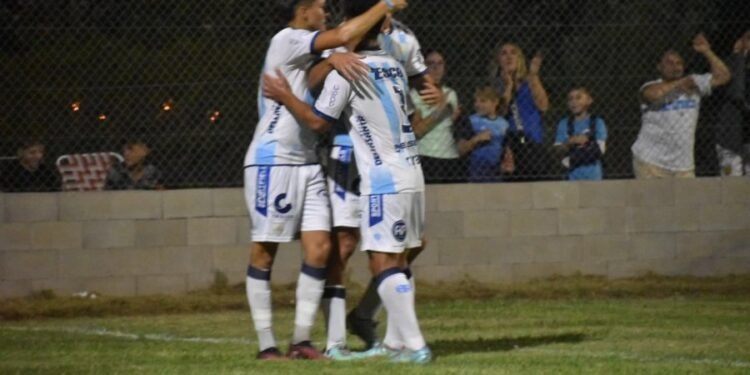 Copa Departamento Castellanos: Atlético se impuso en el partido inaugural