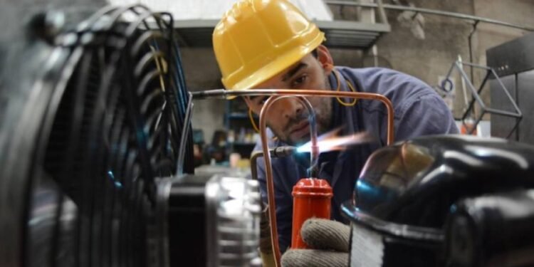 La industria pyme creció 12,2% anual en enero