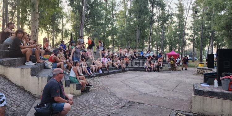 Marcha y festival antifascista en Rafaela