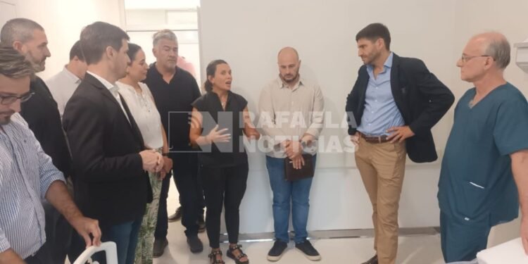 Pullaro en Rafaela, con recorrida por el Hospital, obras provinciales y algunas definiciones.