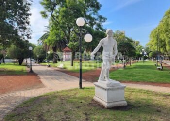 La remodelación de la Plaza 25 de Mayo también genera dudas entre los conservacionistas autoconvocados