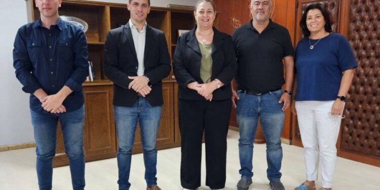 Provincia convoca a licitaciones por más de 2.400 millones de pesos para seguir equipando al nuevo Hospital