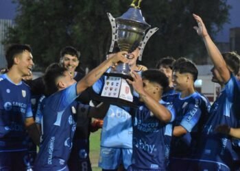 Atlético abre en Bella Italia la Copa «Departamento Castellanos»