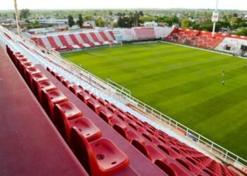 Unión recibe a Gimnasia de la Plata por la 8va fecha del torneo Apertura