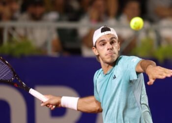 Francisco Cerúndolo cayó ante Carlos Alcaraz y se despidió de Indian Wells