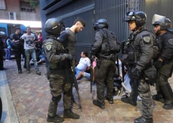 Reclamo y represión: la CGT condena la violencia en Congreso y advierte medidas