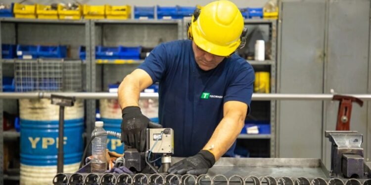 Aumento interanual del 24% en las ventas minoristas pymes, aunque la baja mensual persiste