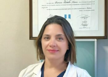 Por iniciativa propia, la Dra. Alamo presentó la Declaración Pública de Trayectoria Profesional