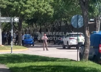 Choque en barrio Italia: una menor fue trasladada al hospital