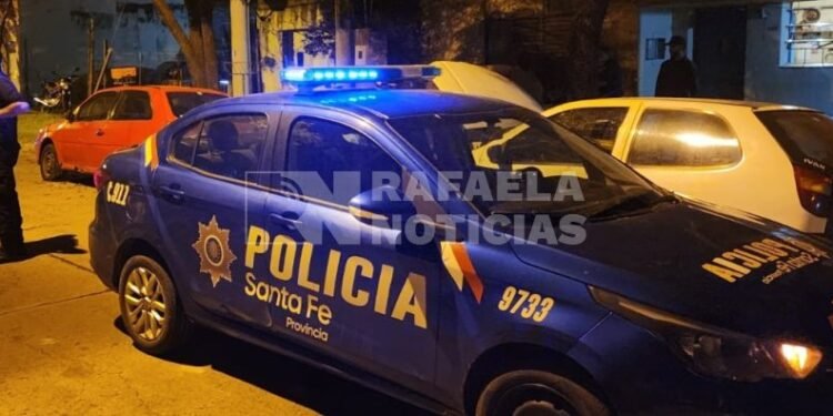 Dos detenidos en operativos de Agrupación Cuerpos: uno con un revólver y otro por el robo de una mochila