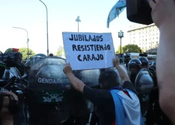 Nueva marcha de jubilados al Congreso: fuerte operativo y el regreso del protocolo antipiquetes