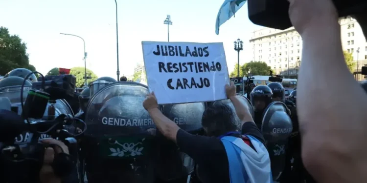 Nueva marcha de jubilados al Congreso: fuerte operativo y el regreso del protocolo antipiquetes