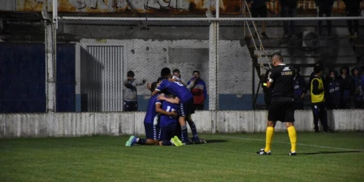 Federal A: Ben Hur ganó y se acomodó; y el «9» volvió a caer