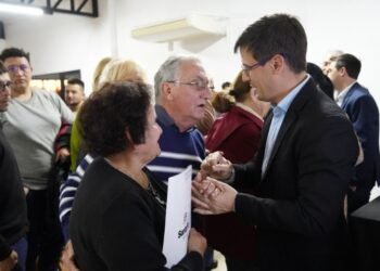 17 familias rafaelinas acceden al título de propiedad de sus viviendas