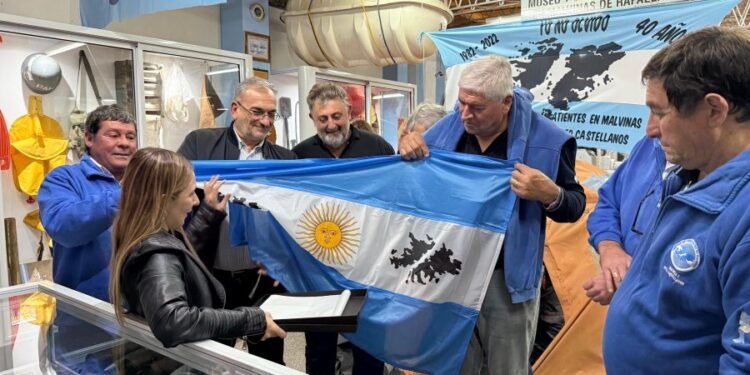 Calvo y Chivallero acompañaron a los Excombatientes de Rafaela y el Departamento Castellanos.