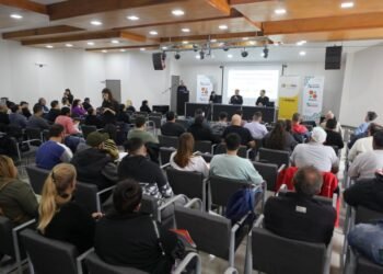 Formarse para liderar: 110 agentes iniciaron el camino hacia los mandos medios