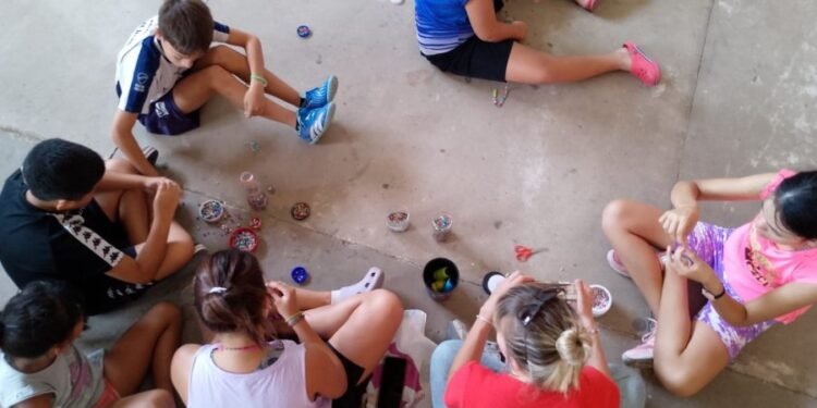 25 de abril: Escucharlos también es cuidarlos