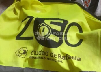 Salió a robar con un chaleco de la ZEC y fue descubierto por los vecinos