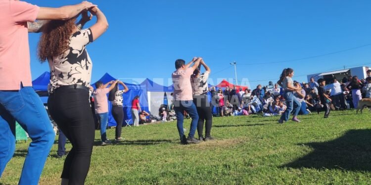 Domingo de festejos vecinales en el 2 de Abril y el Barrio 42