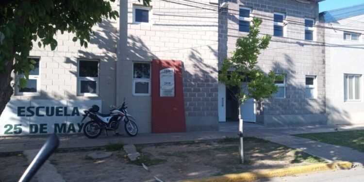 El Concejo Municipal se traslada a la escuela 25 de Mayo