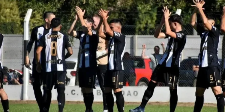 Liga Rafaelina de Fútbol: Aldao bajó al líder y ahora la punta está compartida