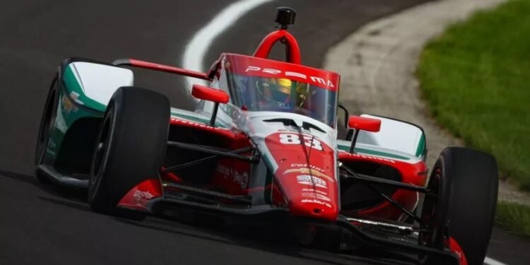 En una infartante clasificación, un debutante clavó la pole para las 500 Indy