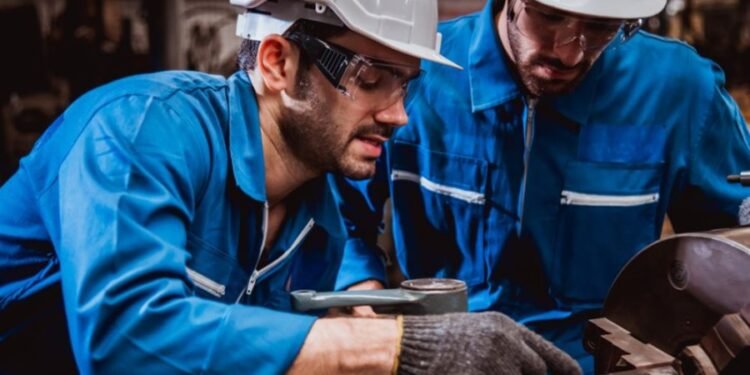 FISFE y el modelo económico: elogios a la estabilidad, alertas por falta de impulso industrial