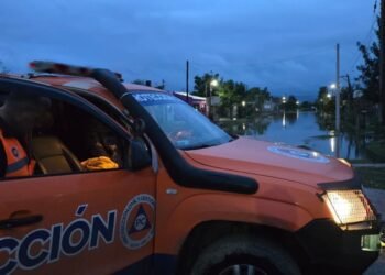 Fuerte temporal en Santa Fe: provincia asiste a personas afectadas en Vera y localidades del norte